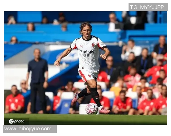 AC米兰与切尔西友谊赛激战四三补时绝杀引全场狂欢点评分析