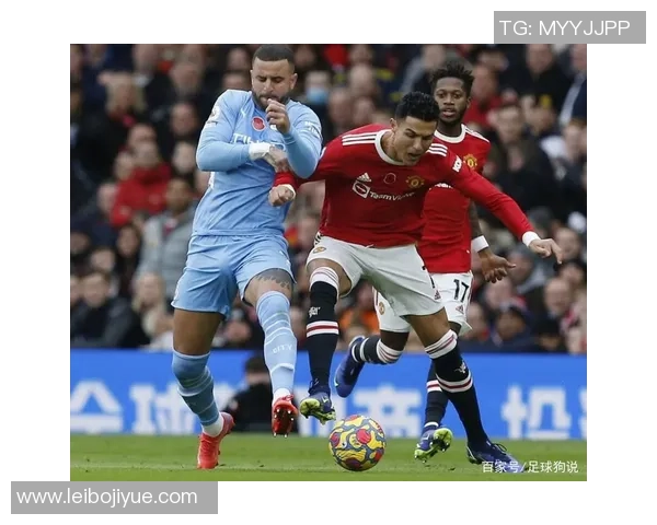 欧联杯精彩对决皇马与曼联战成平局乌龙球成比赛转折点解析