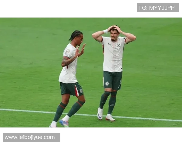 西甲大战曼城大胜切尔西争议判罚引发全场热议与欢呼 西甲大战曼城大胜切尔西争议判罚引发全场热议与欢呼